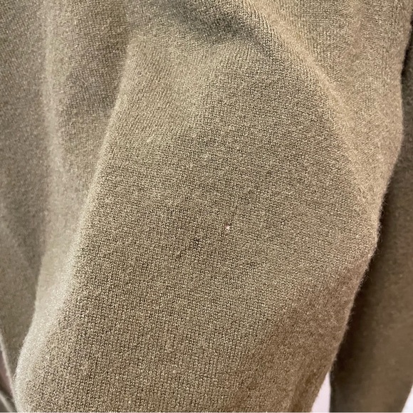 Green cashmere sweater - Picture 4 of 4